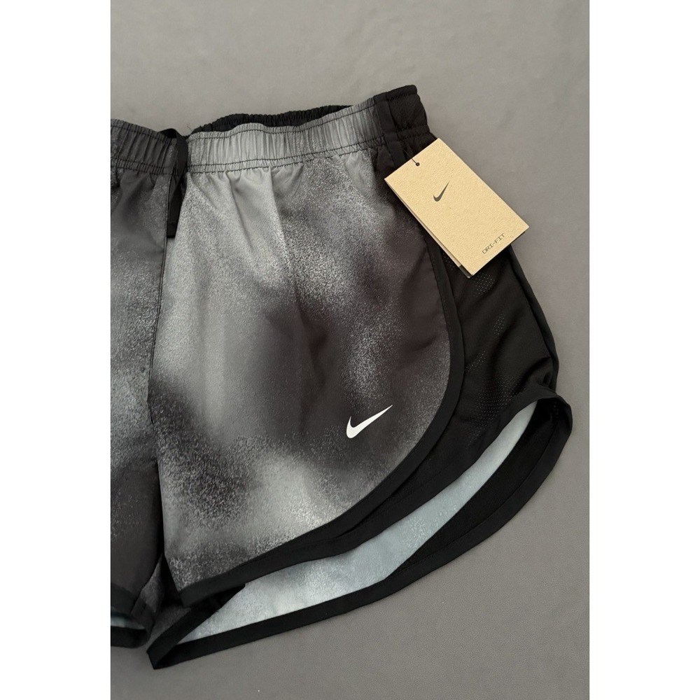 Nike Dri Fit Running Shorts Womens Size Medium Black Printed NEW FQ6261-010 - Picture 2 of 9